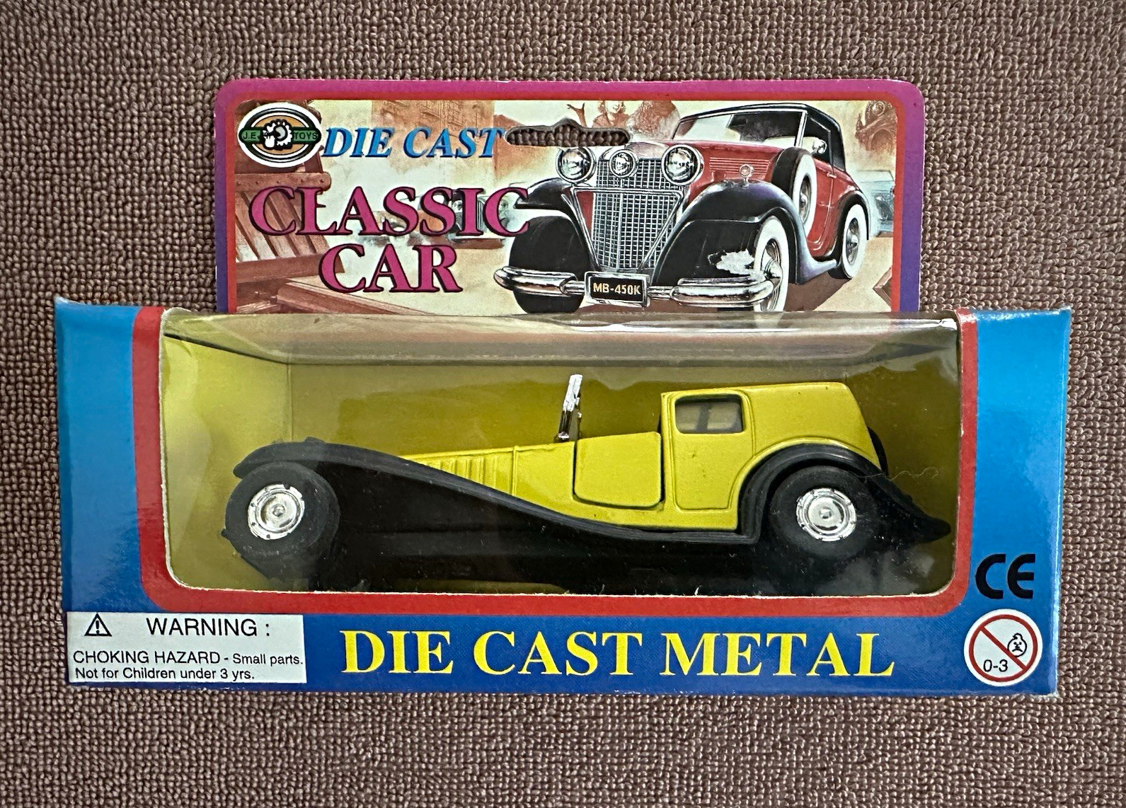 Vintage JE Toys Yellow Diecast Classic Car 4.25” Pullback Action New in Box