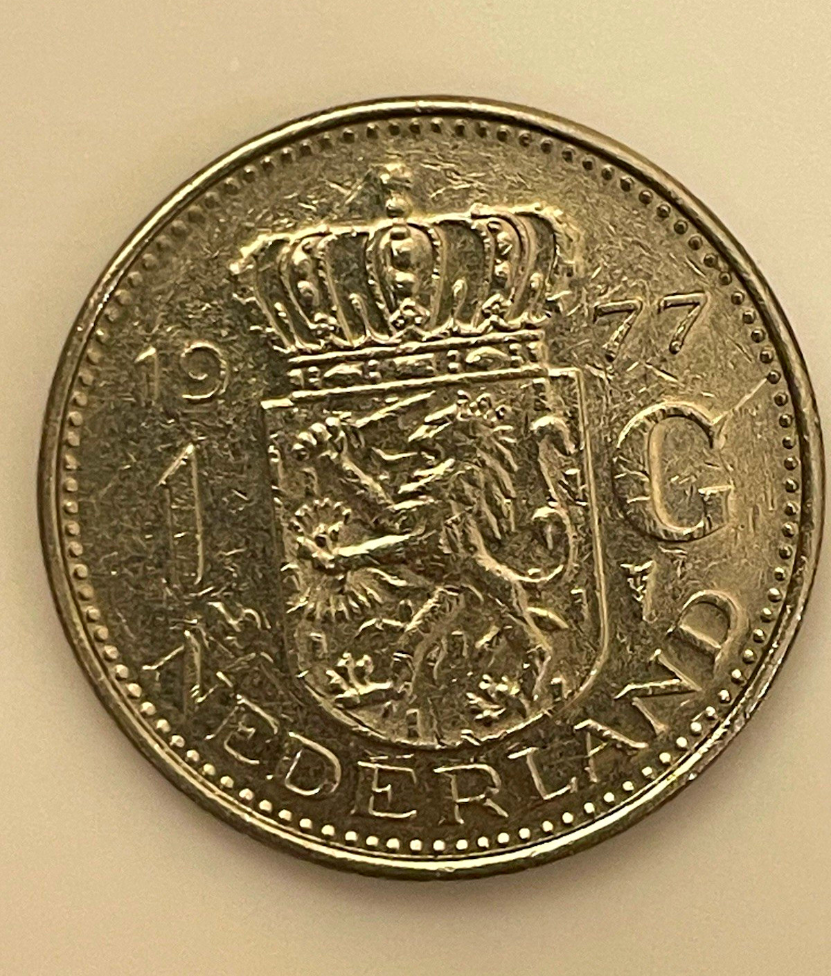 vintage Netherlands 1971 & 1977 coin duo vintage Netherlands 1971 & 1977 coin duo