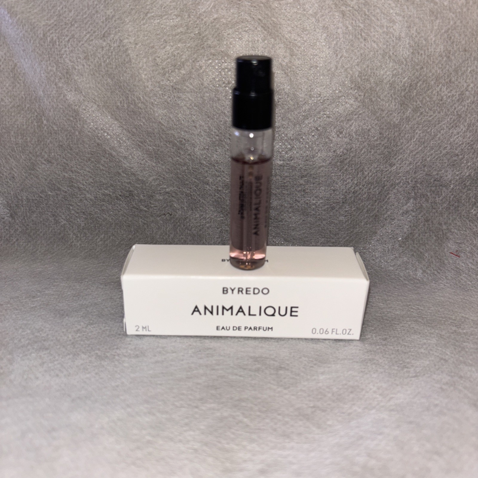 Byredo Animalique 2ml Eau De Parfum Sample Spray New In Box Byredo Animalique 2ml Eau De Parfum Sample Spray New In Box