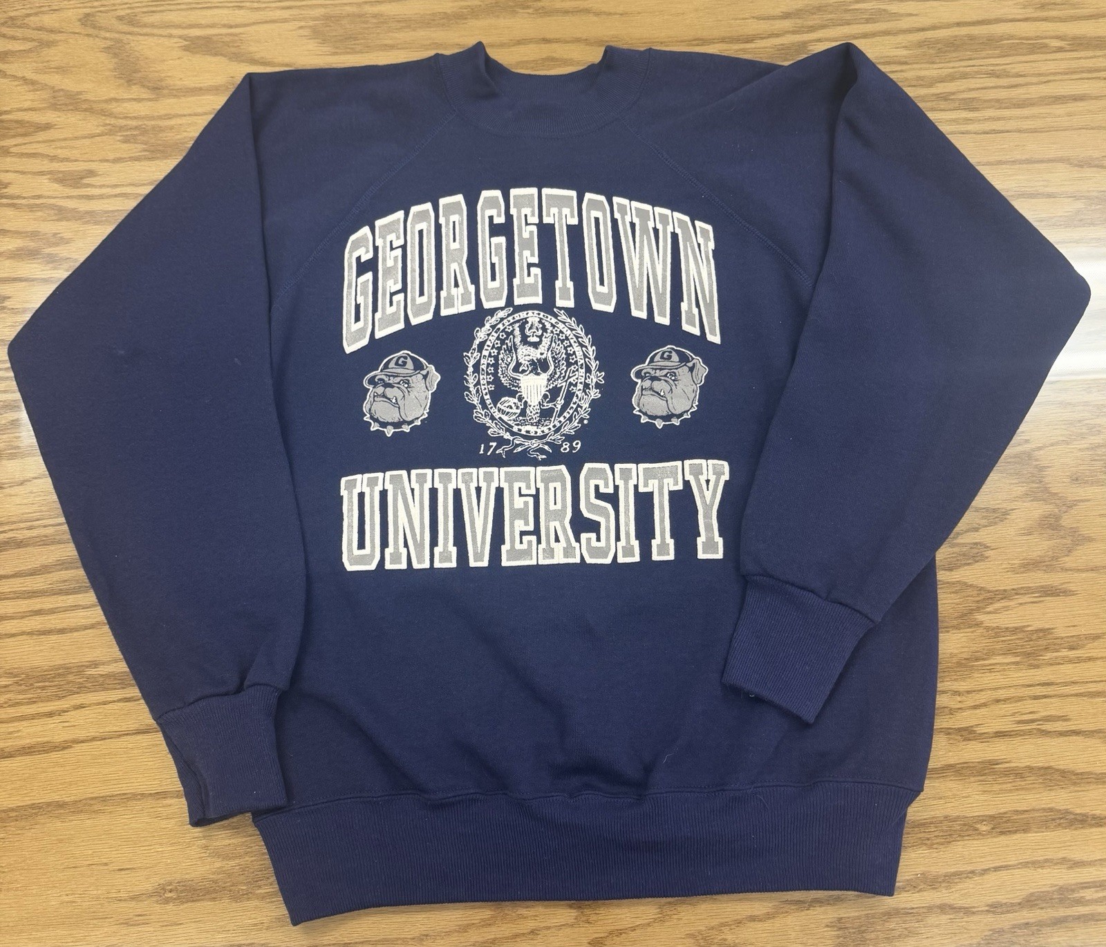 True Vintage 80s Georgetown Hoyas Sweatshirt Made in USA Spell-Out NCAA L 21x27