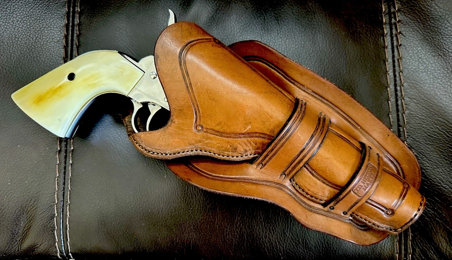 Vintage Colt/Ruger Vaquero Holster 5.50” Or 4.75” Hand Carved Single Action Army Vintage Colt/Ruger Vaquero Holster 5.50” Or 4.75” Hand Carved Single Action Army
