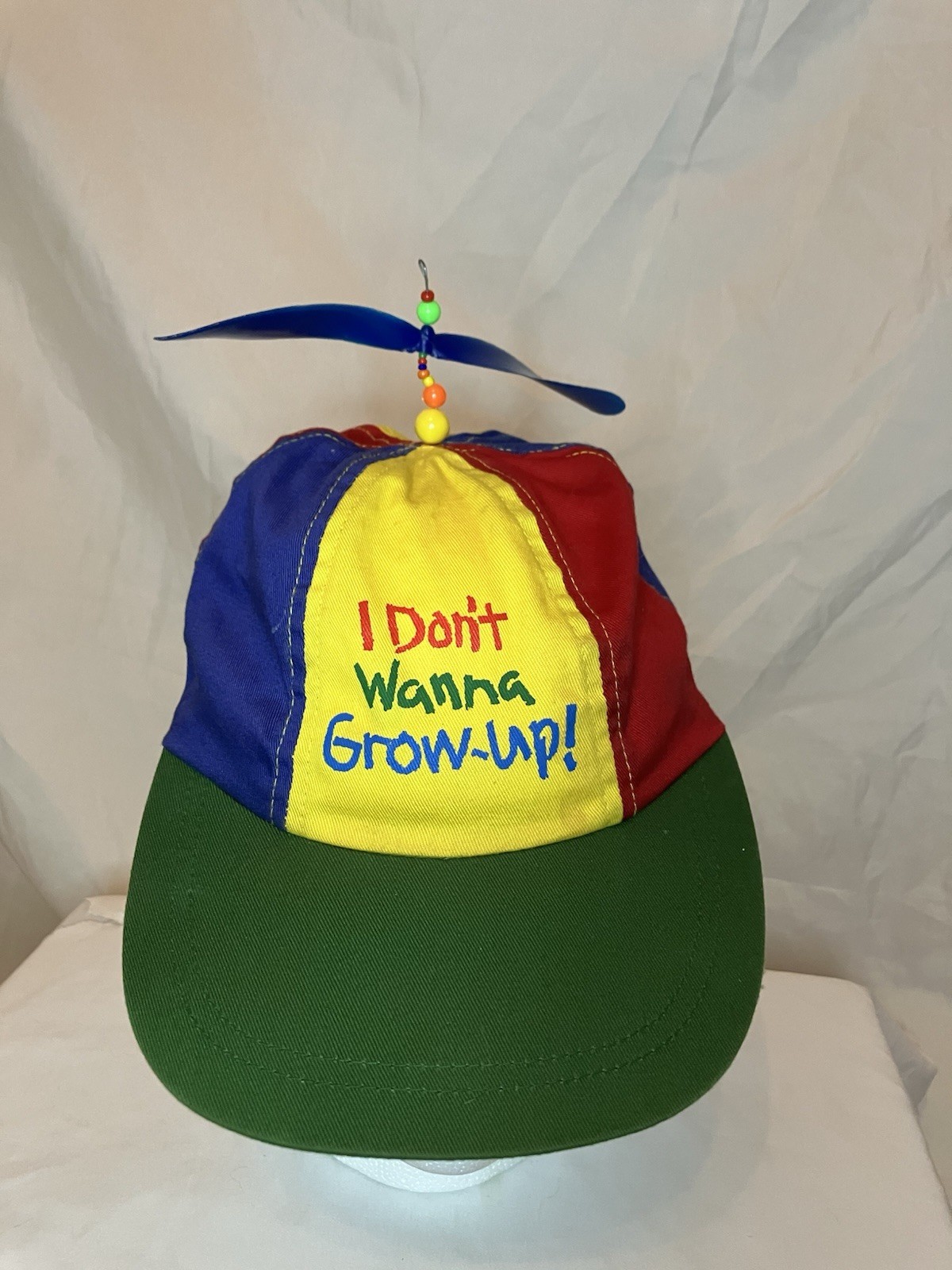 I Don’t Wanna Grow Up Propeller Hat Vtg TriSar NWT Toys-r-us Slogan Snapback