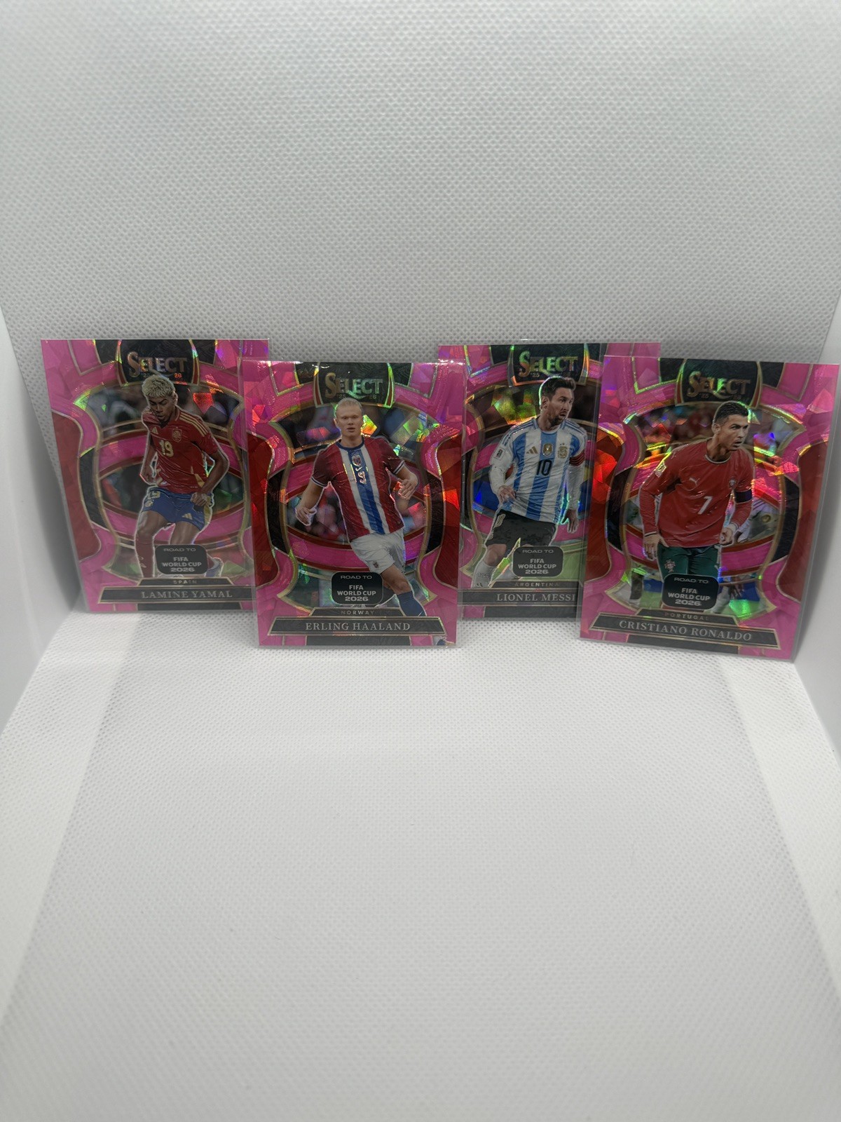 Panini Select Road FIFA World Cup 2026 4 Card Lot Pink Ice Yamal Messi Ronaldoš„ Panini Select Road FIFA World Cup 2026 4 Card Lot Pink Ice Yamal Messi Ronaldoš„