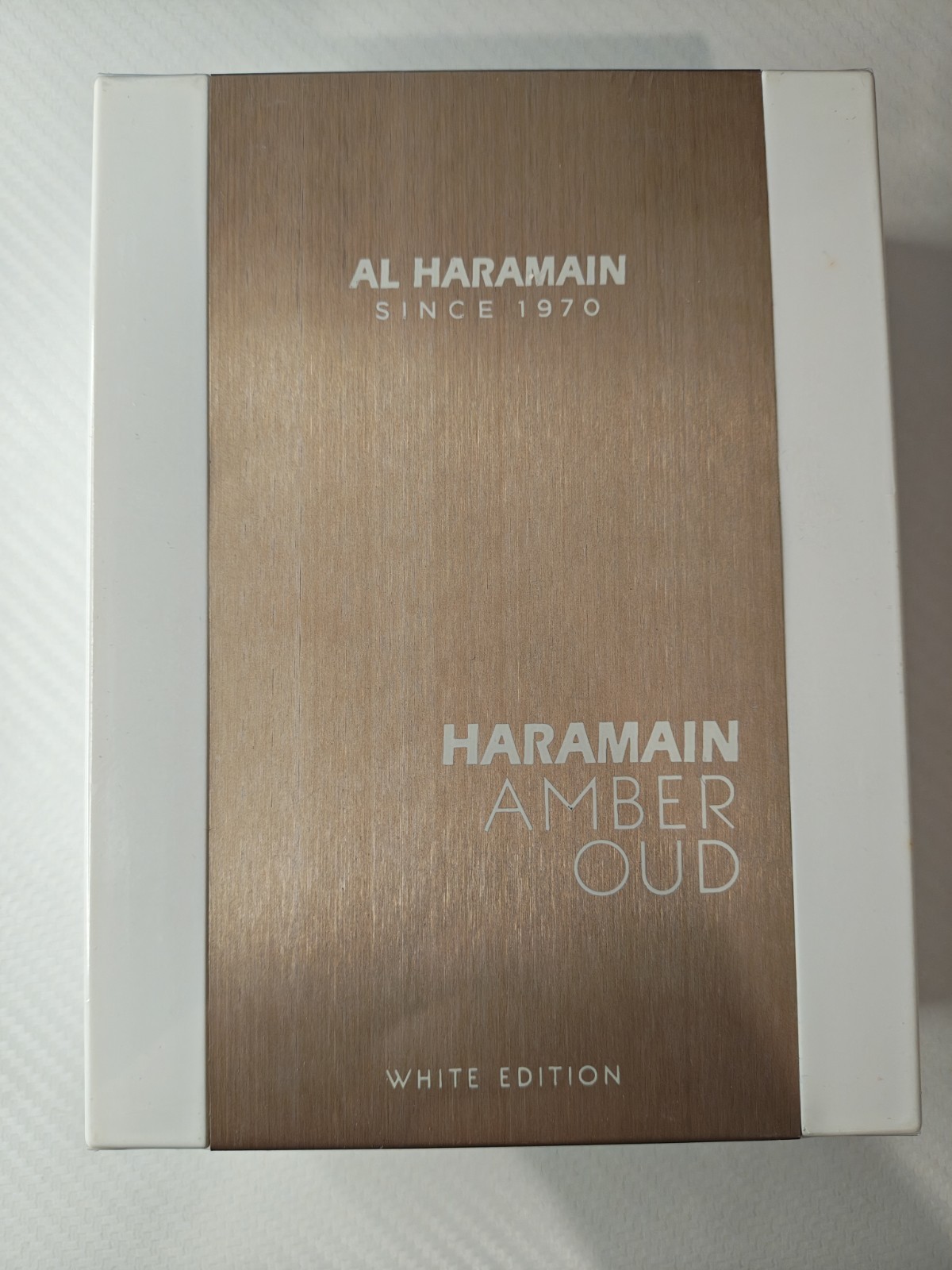 Al Haramain Amber Oud White Edition Al Haramain Amber Oud White Edition