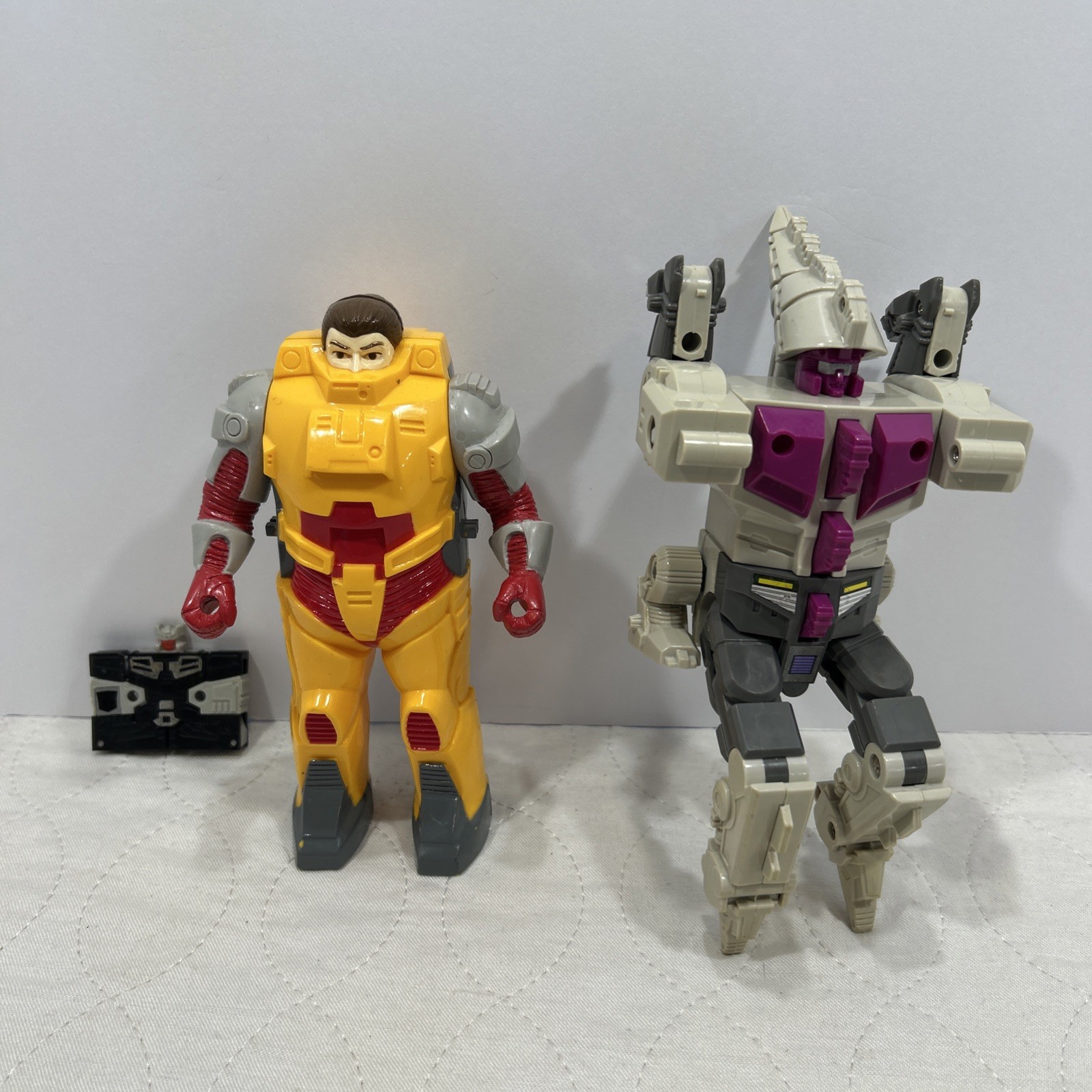 g1 transformers lot vintage. Incomplete. Ships In A Box For Safe Delivery. g1 transformers lot vintage. Incomplete. Ships In A Box For Safe Delivery.