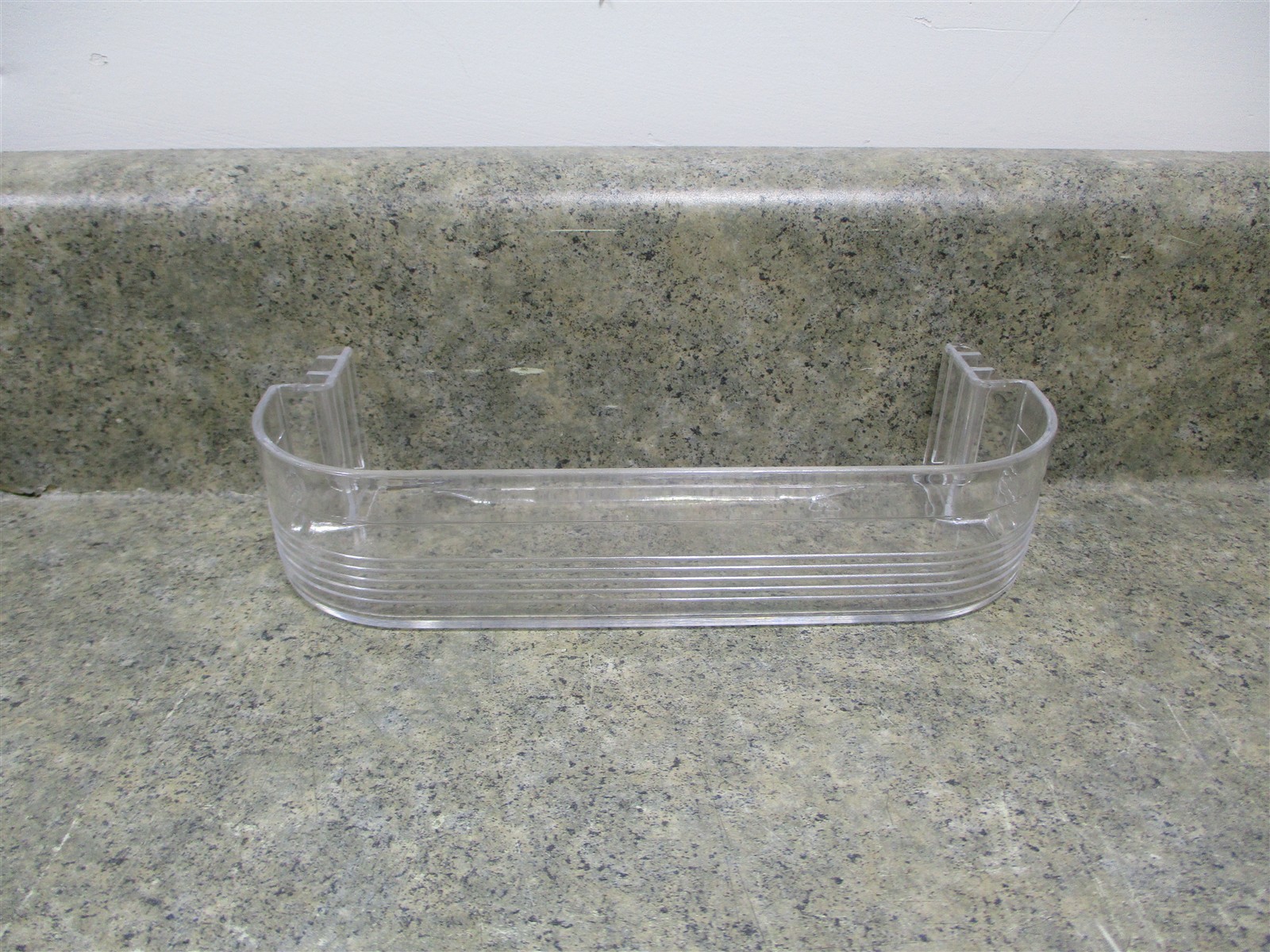 FRIGIDAIRE REFRIGERATOR DOOR BIN 7 7/8 X 3 1/8 X 1 3/4 PART # FGFR727