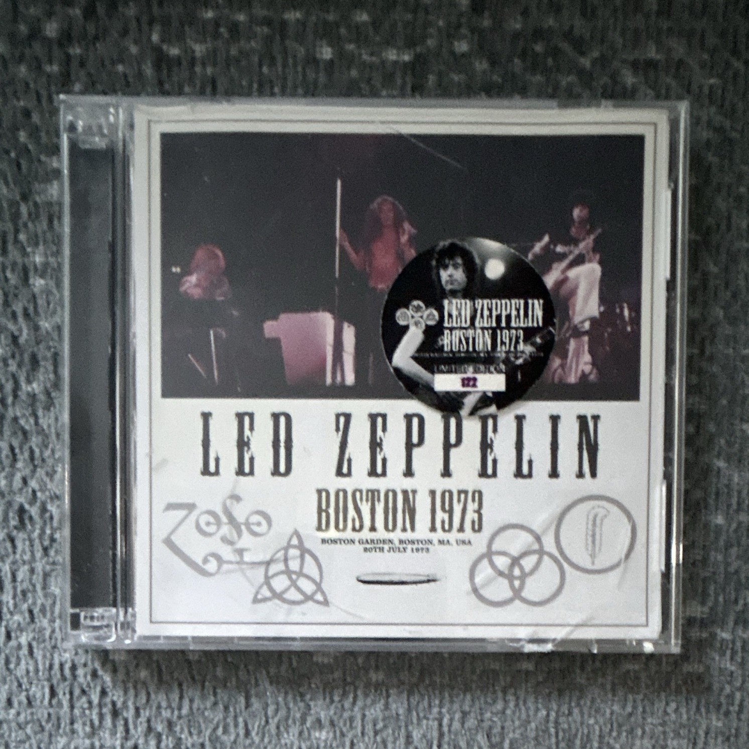 Led Zeppelin Boston 1973 Live Boston Garden 7/20/73 2CD NO LABEL Led Zeppelin Boston 1973 Live Boston Garden 7/20/73 2CD NO LABEL