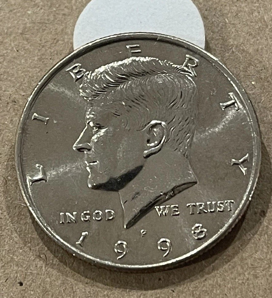 1998 P Kennedy Half Dollar -Nice Rim-Free Shipping- 1998 P Kennedy Half Dollar -Nice Rim-Free Shipping-