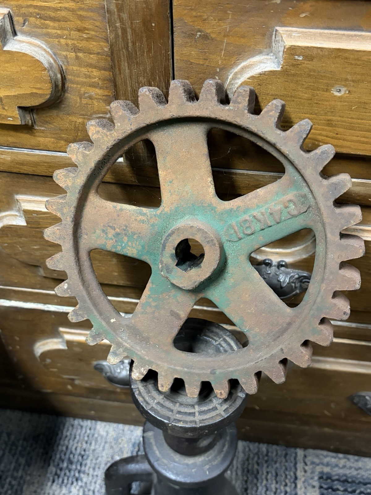 Vintage industrial steampunk cast iron 8 1/4