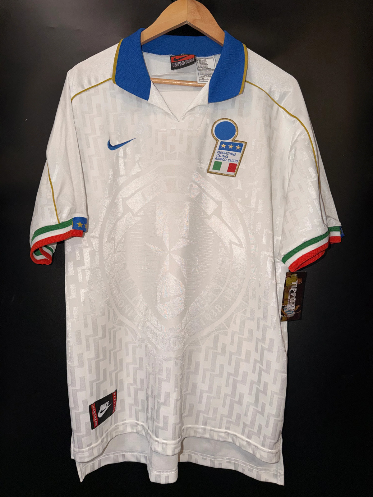ITALY 1995-1996 ORIGINAL JERSEY Size L ITALY 1995-1996 ORIGINAL JERSEY Size L