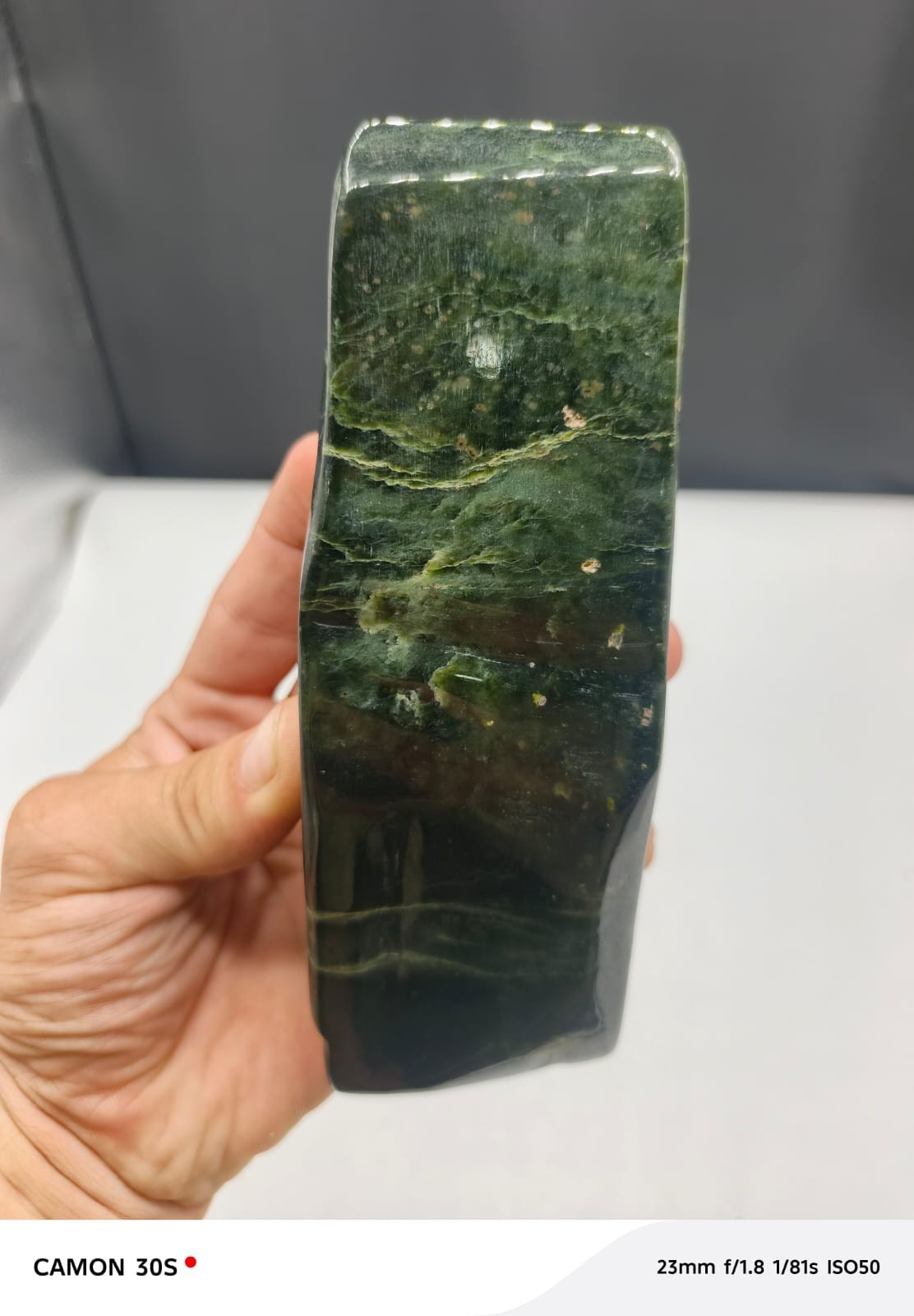 1KG Natural Nephrite Jade Polished Stone Display Specimen Green Gemstone