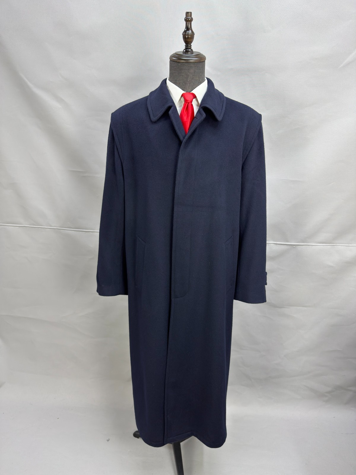 Vintage Mens Schneiders Salzburg Wool Alpaca blend navy blue Overcoat US 44R 46R