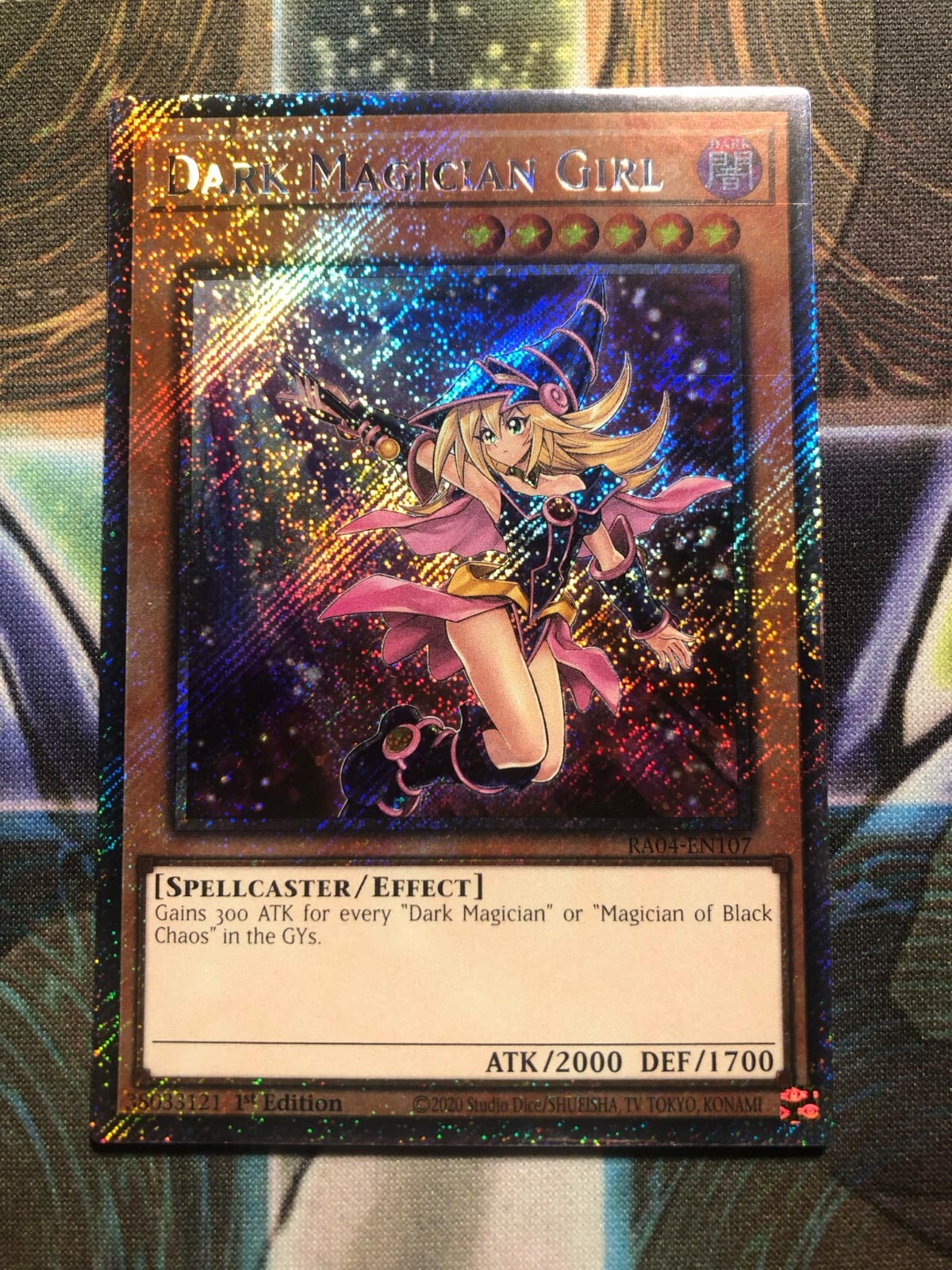 *** DARK MAGICIAN GIRL *** ALTERNATE ART PLATINUM SECRET RARE RA04-EN107 YUGIOH