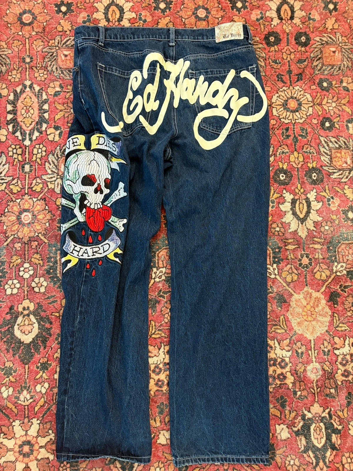 VTG Ed Hardy Men’s Blue Denim Straight Jeans Embroidered Skull Logo Pockets Sz38 VTG Ed Hardy Men’s Blue Denim Straight Jeans Embroidered Skull Logo Pockets Sz38