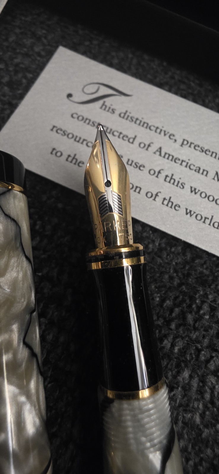 Parker Duofold International Fountain Pen | Pearl & Black 18k Gold B Nib | UK