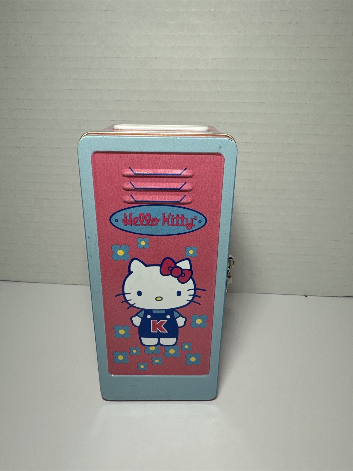 2001 Hello Kitty Sanrio Mini Bank Locker Style Pink Collectible 5 1/2”