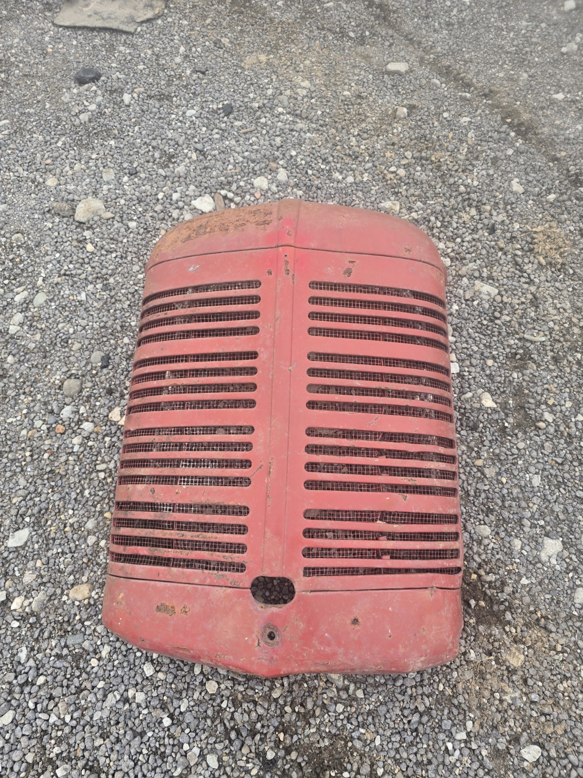IH Farmall C GRILLE GRILL NOSE CONE ANTIQUE TRACTOR
