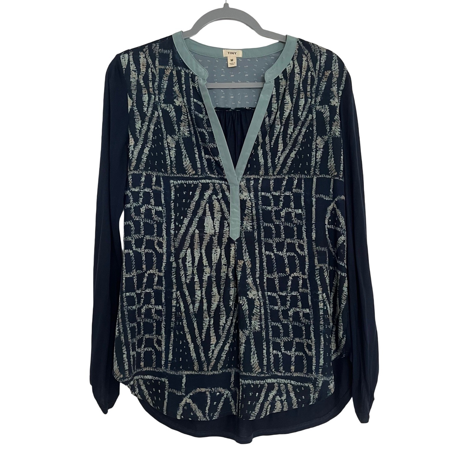 TINY by Anthropology Blouse Medium Navy Blue Excellent Orion Henley V-Neck Top
