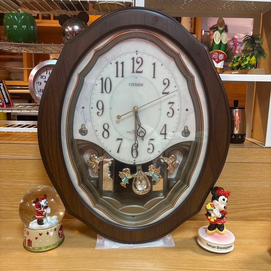 Citizen Karakuri Pendulum Clock Melody Function Radio Controlled Display