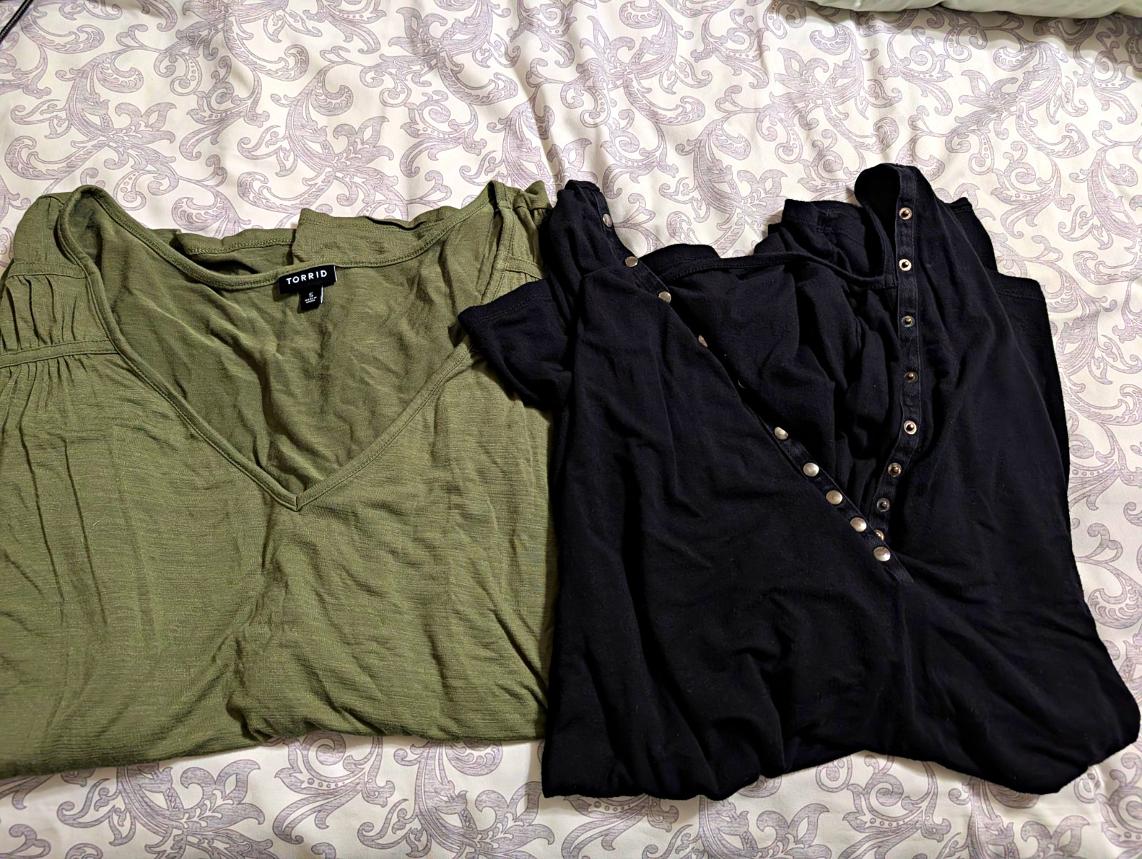 Lot of 2 Torrid Plus Size Top 5X  Super Soft Knit V-Neck Short Sleeve 