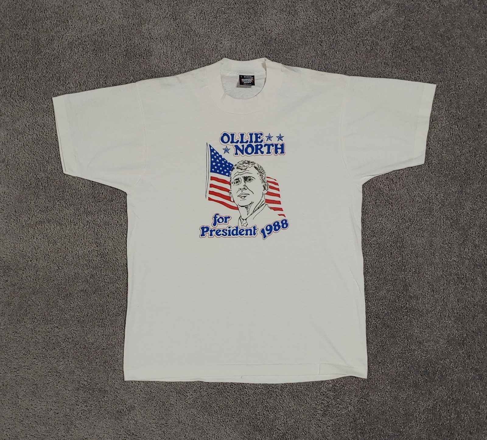 Ollie North For President 1988 T-Shirt Size: Large · 