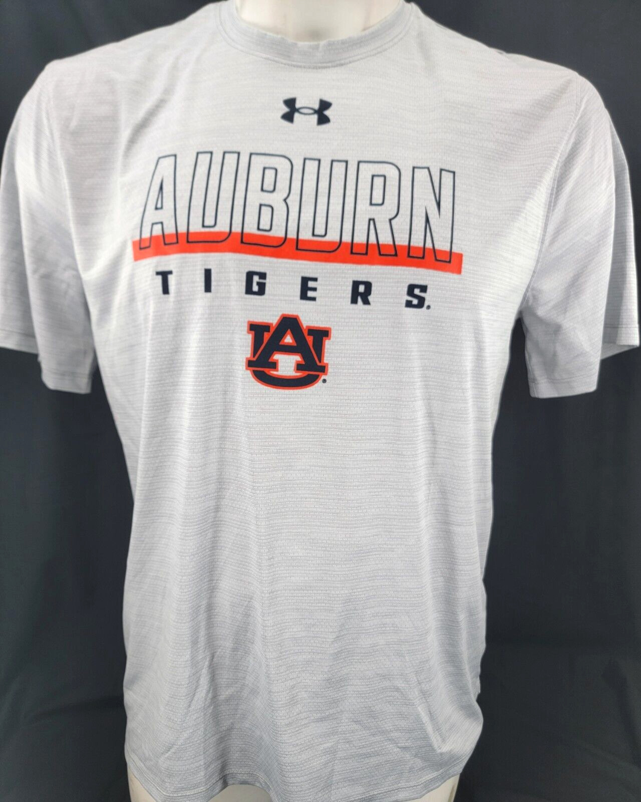 NEW Auburn Tigers Under Armour Polyester Gray SS Crew Neck Tee T-Shirt Men\'s L