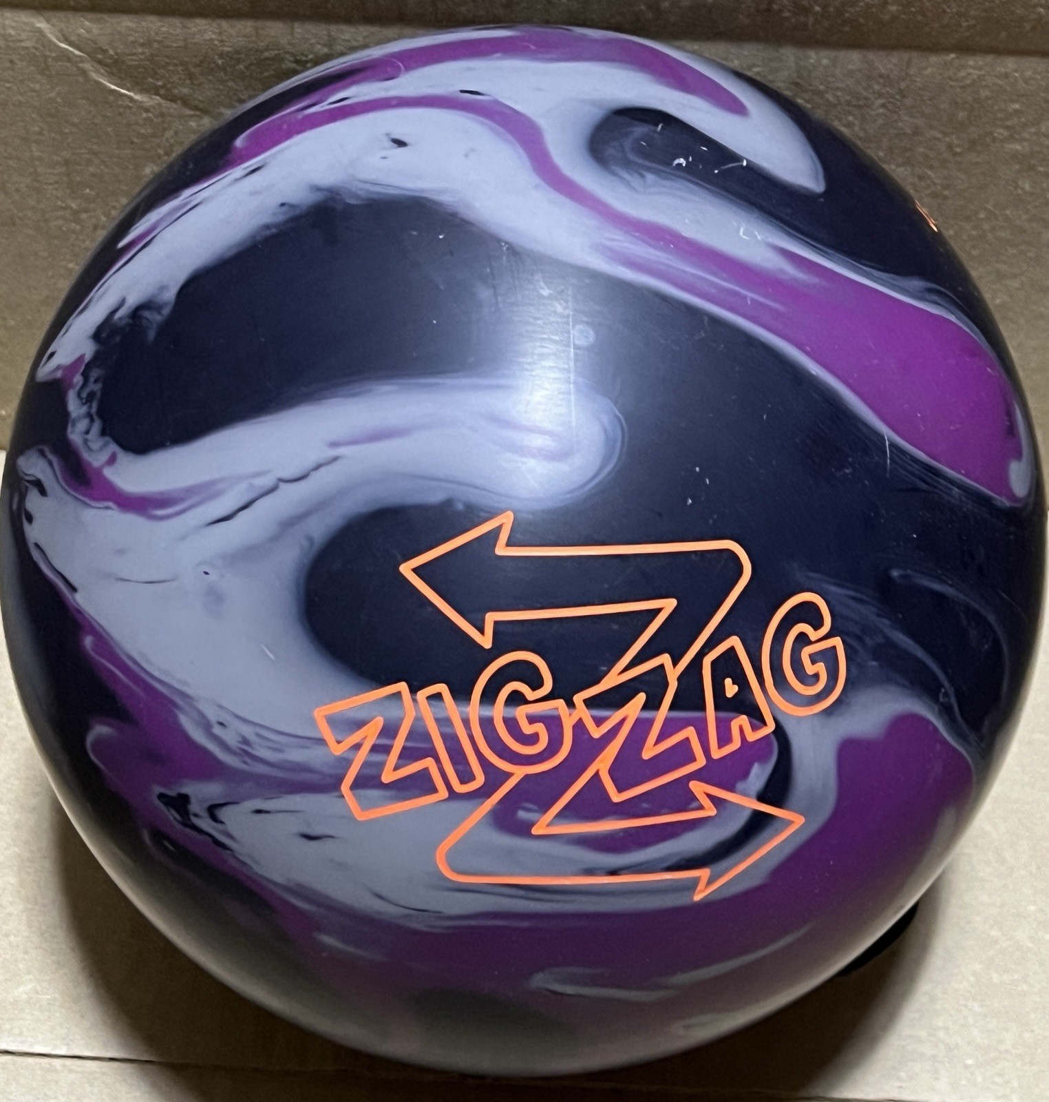 Radical ZigZag Solid 15 lb Bowling ball Used Single Drill