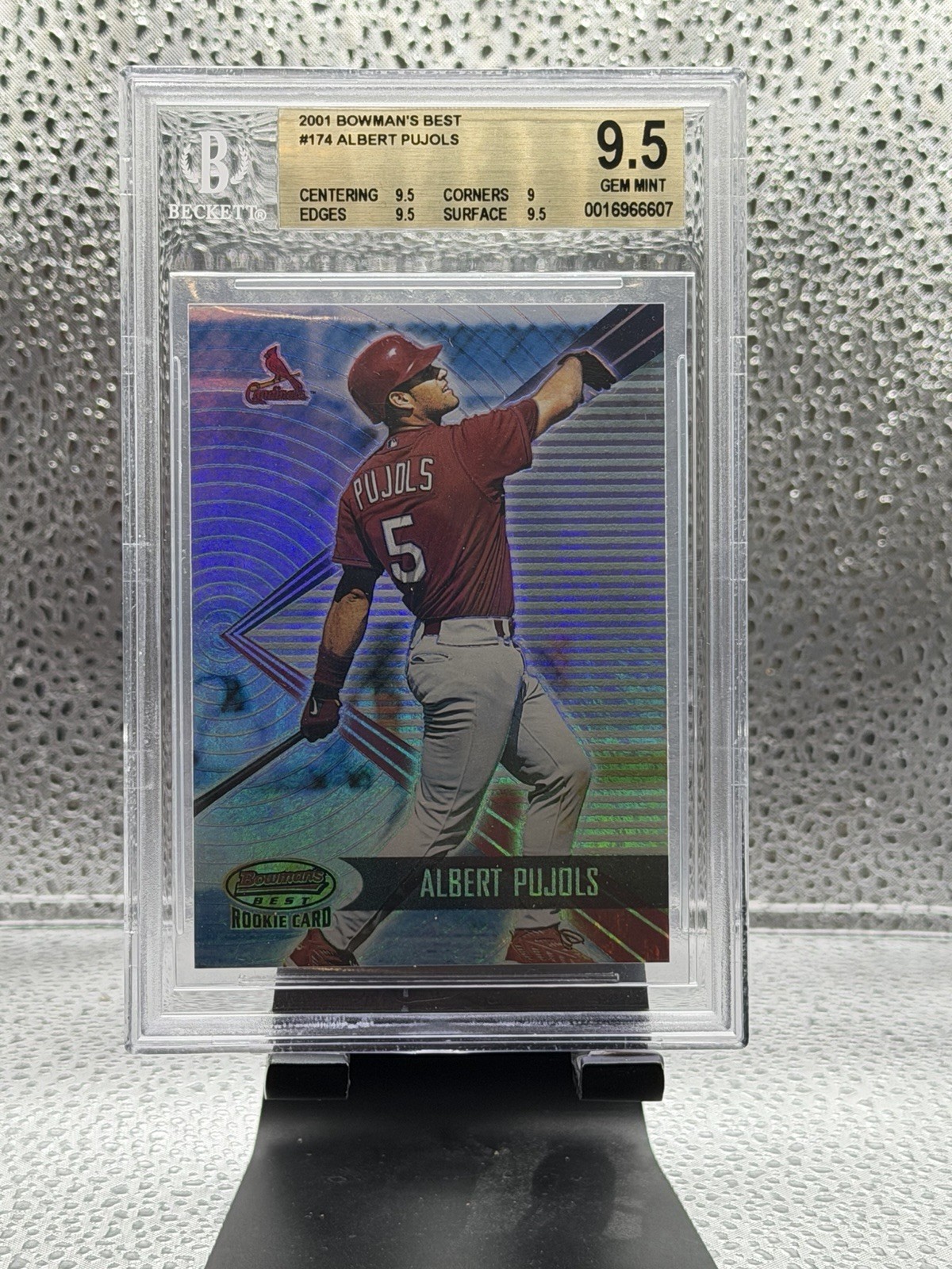 Albert Pujols 2001 Bowman\'s Best Rookie Card #174 /2999 BGS 9.5