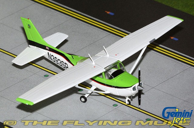 GeminiJets 1:72 172 Skyhawk N393SP