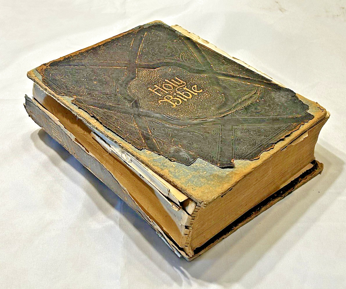 Antique 1880s Parallel, Pronouncing Family Bible ~ Leather, Illustrated ~Damaged