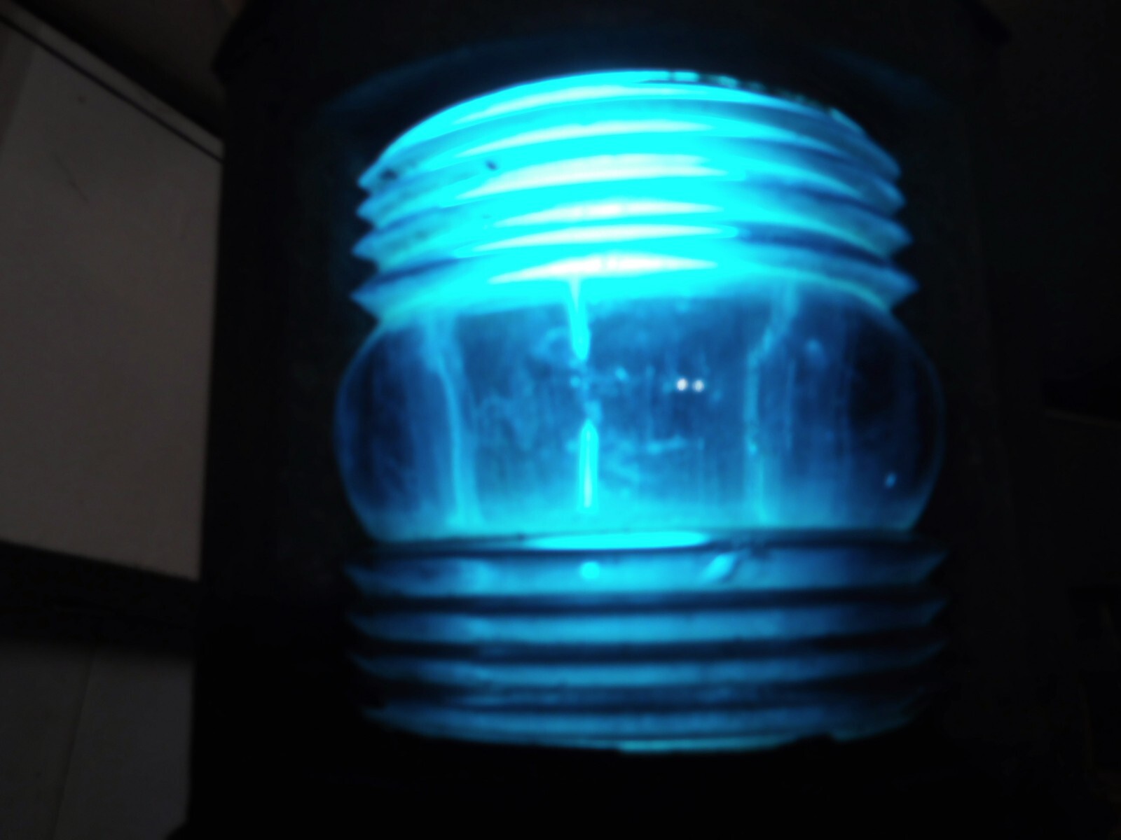 Scarce Vintage Brilliant Blue Glass/Lens Nautical/Marine Oil Lantern Cover