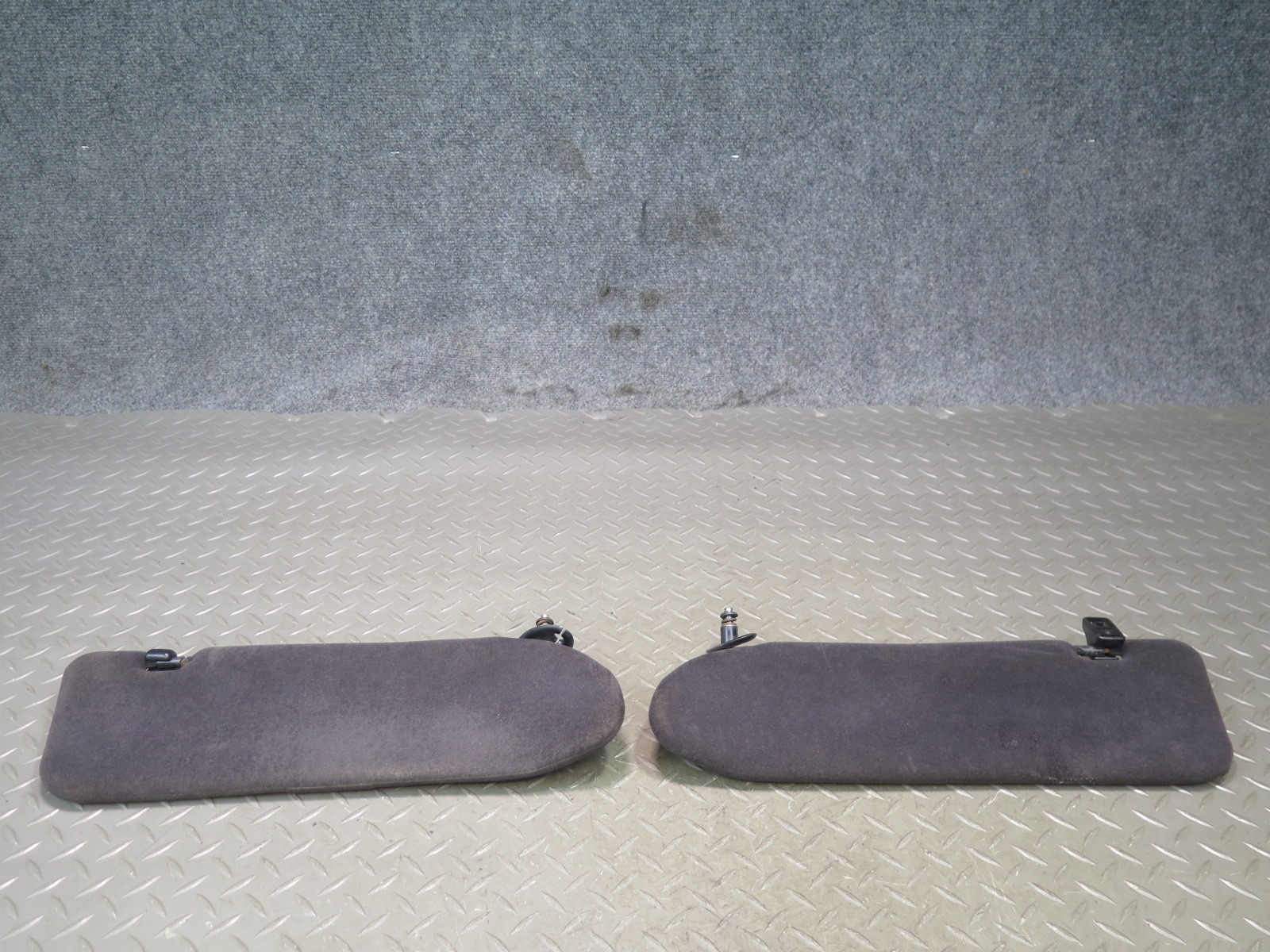 91-92 TOYOTA SW21L MR2 SET OF 2 FRONT LEFT & RIGHT SUN VISOR BLACK OEM