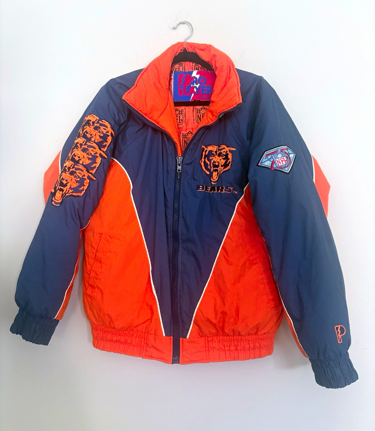 Vintage 90s Chicago Bears Pro Layer Puffer Jacket Size M Daniel Young NFL Puffer