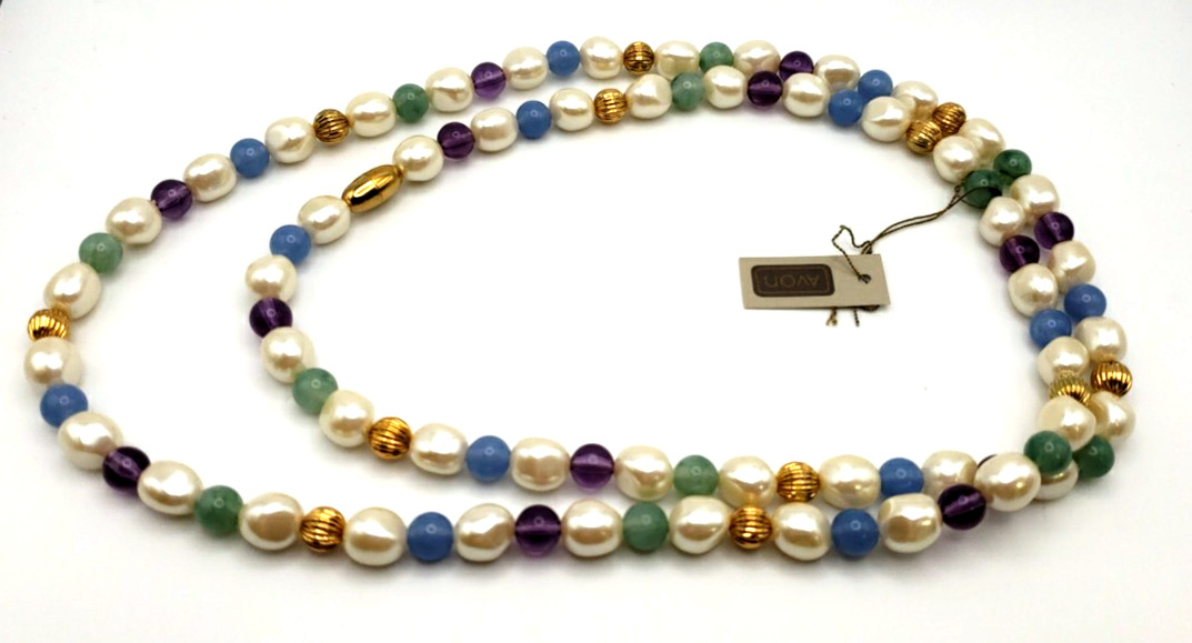 Avon Vintage 1986 Impressionistic Pastels Necklace 36 Avon Vintage 1986 Impressionistic Pastels Necklace 36