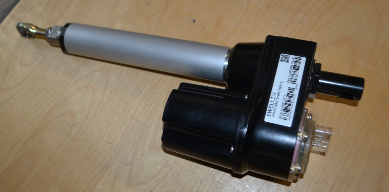 SKF/Trane ACT00680 rev B guide vane actuator X13650823060 Rev M control module SKF/Trane ACT00680 rev B guide vane actuator X13650823060 Rev M control module