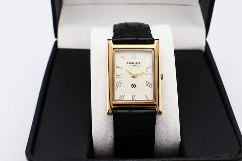 Vintage Seiko SQ Gold Tank Watch – Rectangular Case, Roman Numerals,