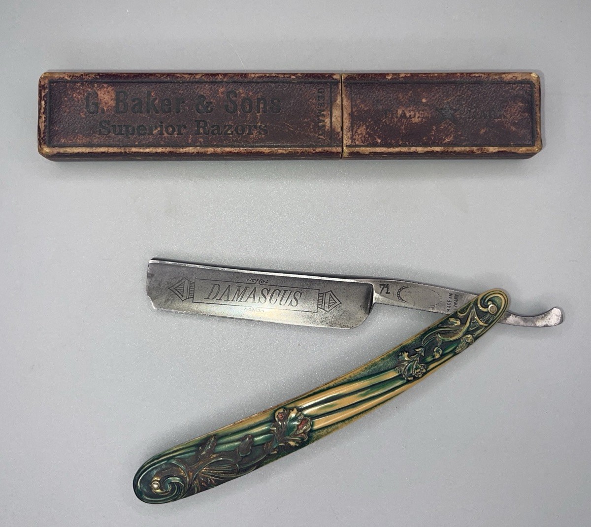 Vtg Damascus Straight Razor Celluloid Floral Engraved Handle 71 Germany + Box