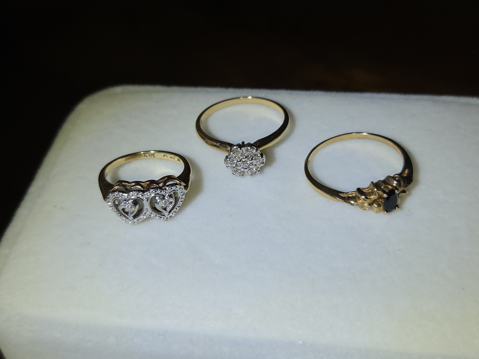 LOVELY LOT OF 3 VINTAGE 10k SOLID YELLOW GOLD DIAMOND & GEMSTONE RINGS 6g