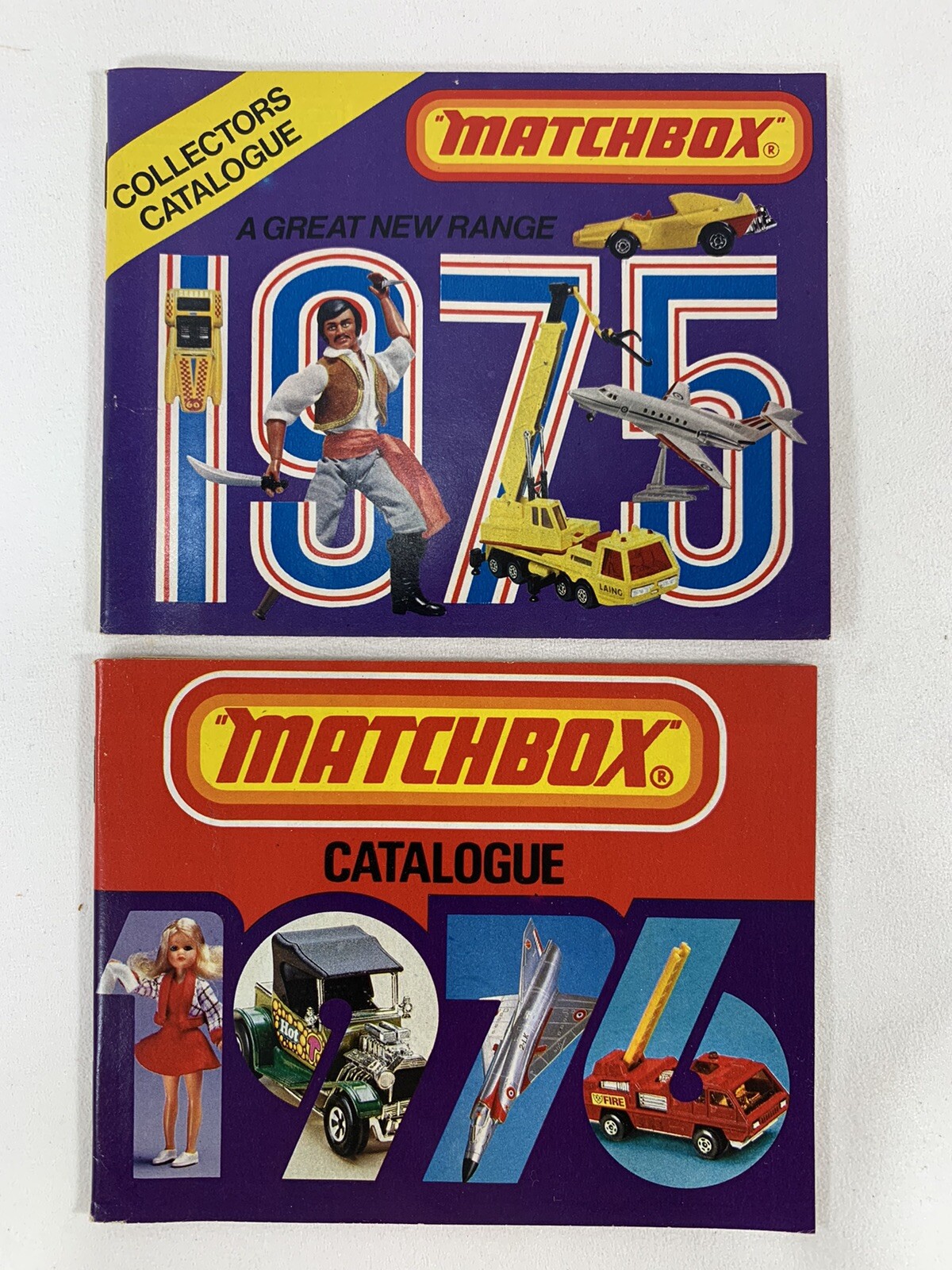 2 Matchbox Collector\'s Catalogs 1975 - 1976  U.S.A. Editions Booklet Catalog
