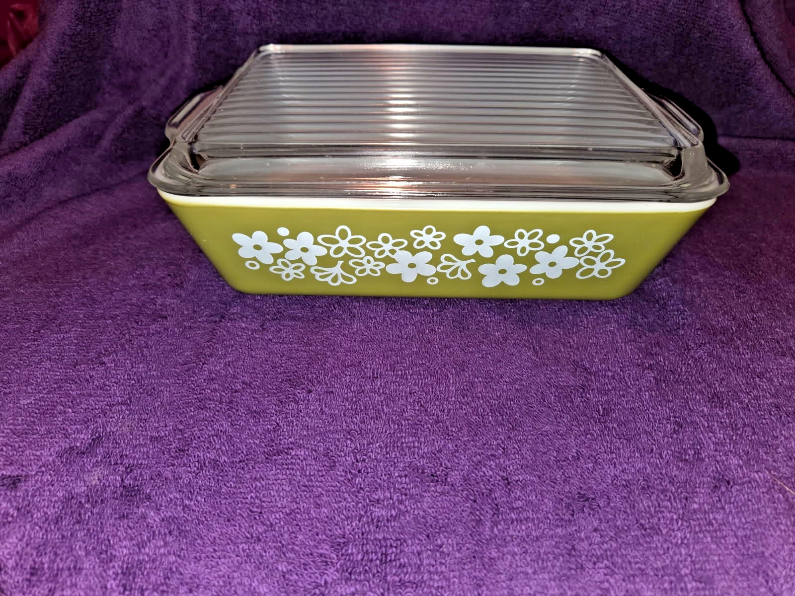 Vintage PYREX Spring Blossom Crazy Daisy Oven/Refrigerator Dish 0503 With Lid
