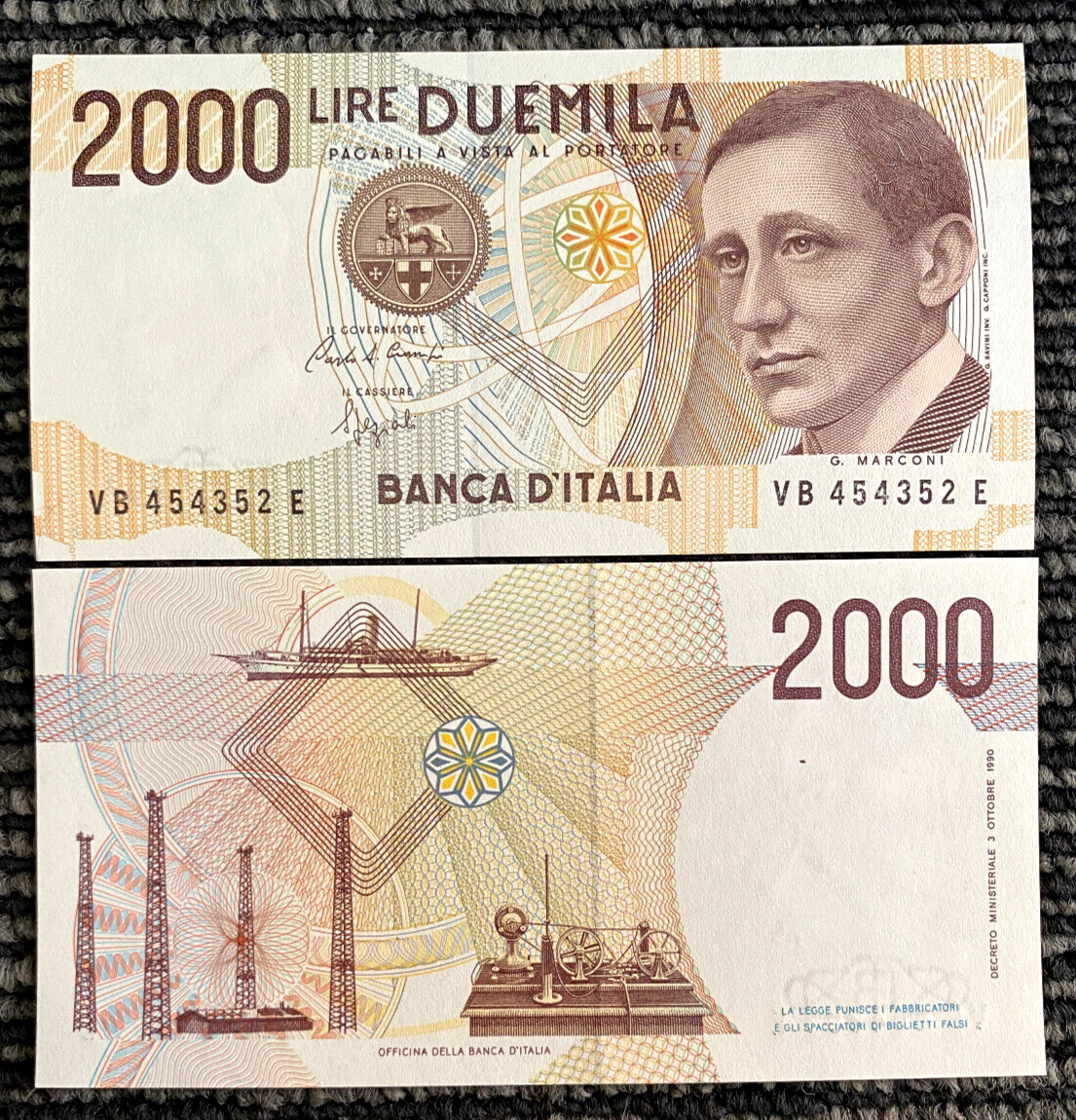 Italy 2000 Lire 1990 Banknote World Paper Money UNC