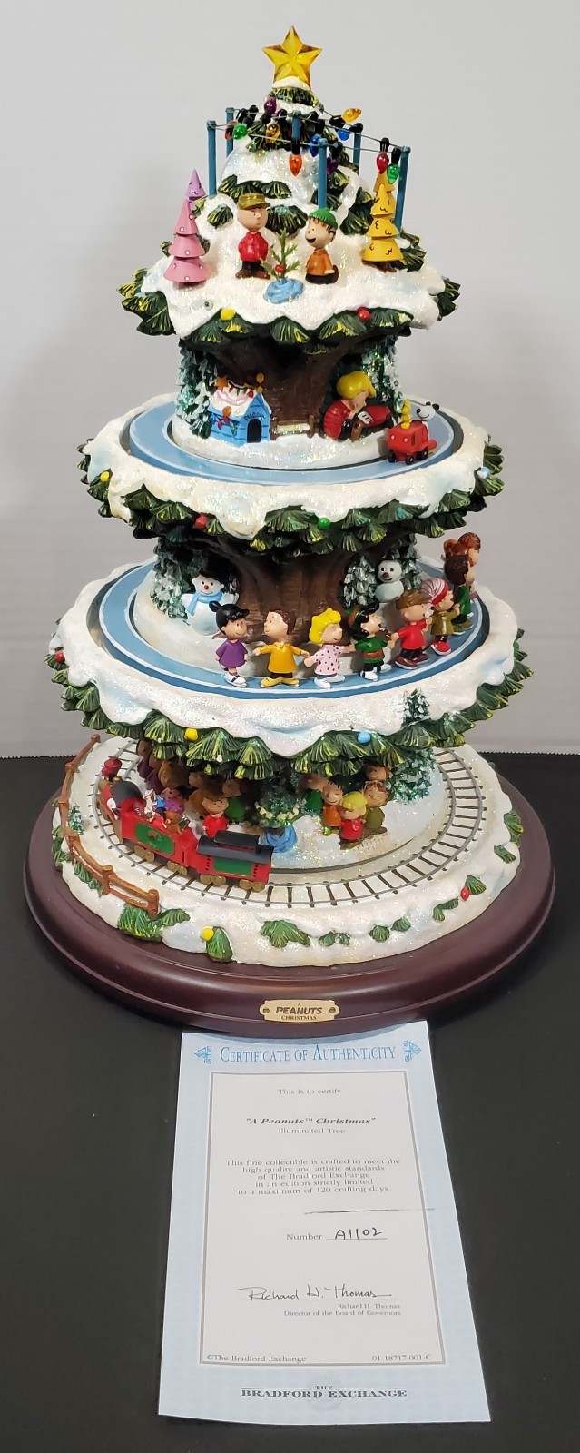 Bradford Exchange-A Peanuts Christmas Illuminated Tree-COA-15\ Bradford Exchange-A Peanuts Christmas Illuminated Tree-COA-15\