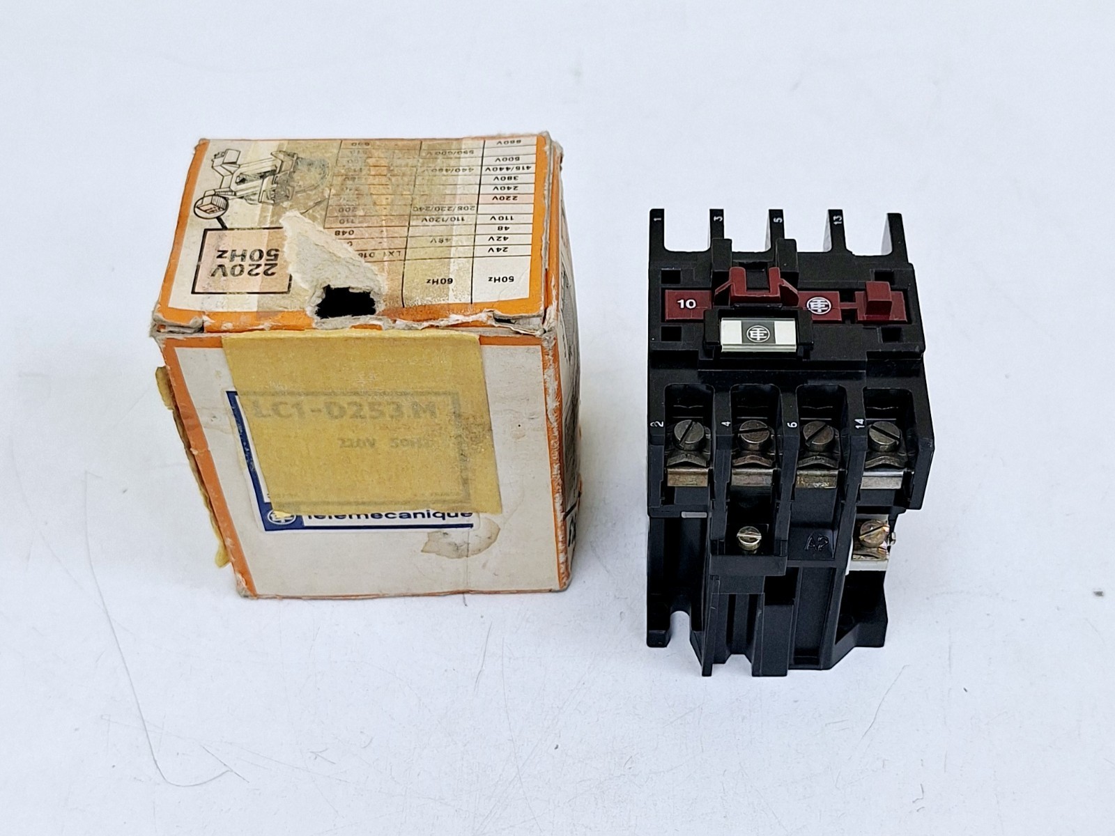 Telemecanique LC1-D253 Contactor 220V 50Hz 40A