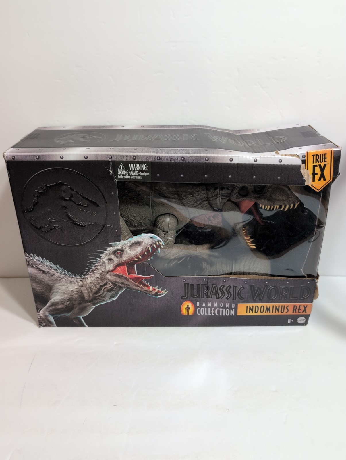 Jurassic World Hammond Collection Indominus Rex Deluxe Damaged Box Jurassic World Hammond Collection Indominus Rex Deluxe Damaged Box
