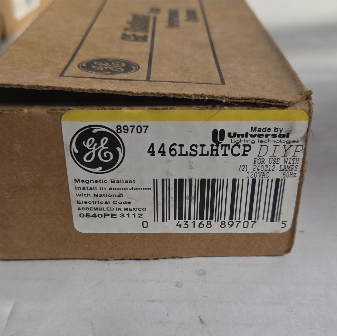 New Single GE Universal Magnetic Ballast 446LSLHTCP For 2 4ft Bulbs 120/208/240
