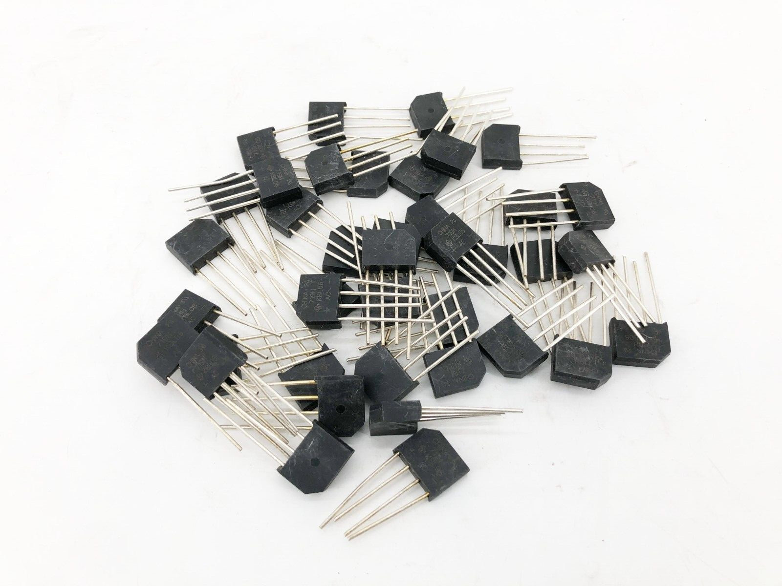 Lot of 40 New Diotec KBL06 Bridge Rectifier Diodes 4A 600V 836 Lot of 40 New Diotec KBL06 Bridge Rectifier Diodes 4A 600V 836