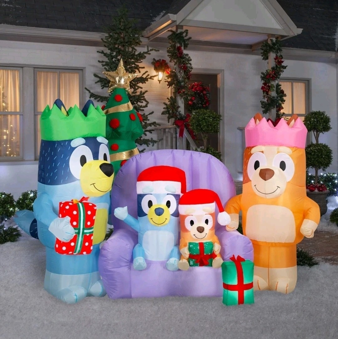 Bluey Christmas Inflatable Yard Decoration 8FT LED Airblown Family Scene New