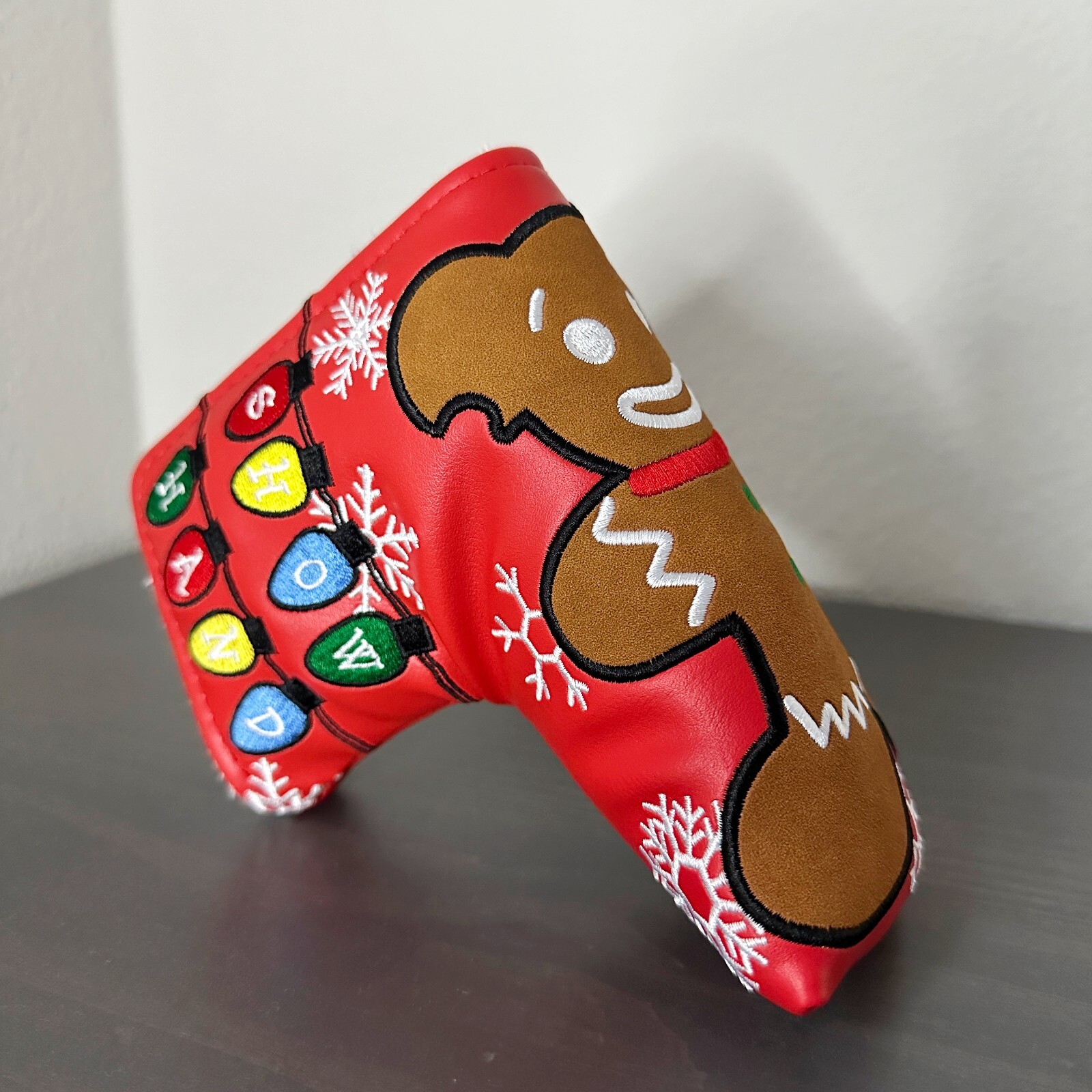 NEW SHOWHAND GOLF Ginger Tibers Christmas Edition - Blade Putter Headcover NEW SHOWHAND GOLF Ginger Tibers Christmas Edition - Blade Putter Headcover