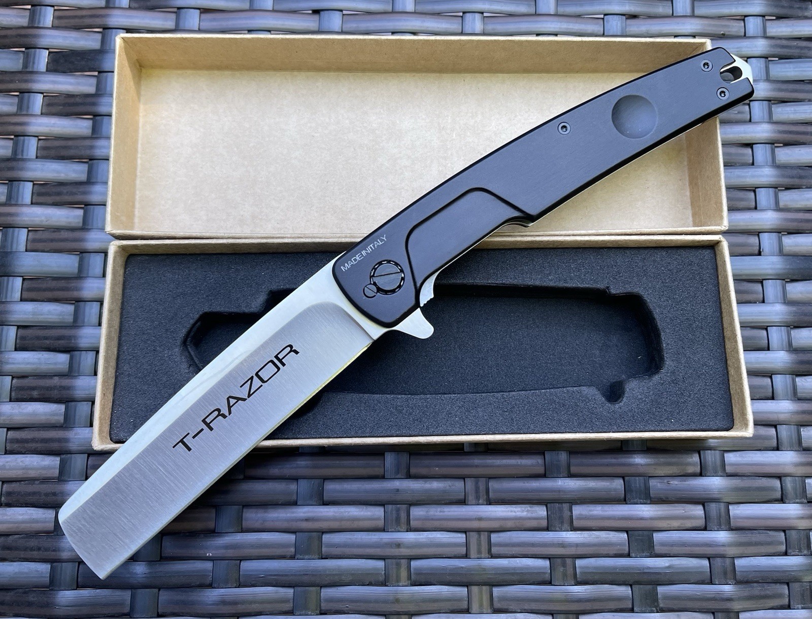 Extrema Ratio T Razor Folding Knife 3.75