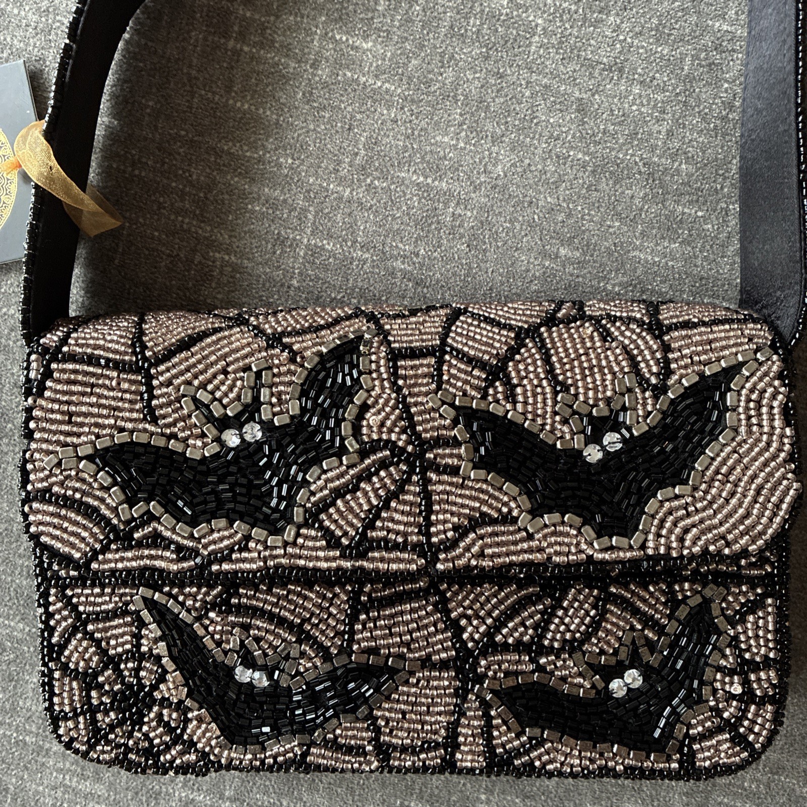 NEW Viral from India to you Fall Halloween Black Bat Beaded Bag🦇🖤